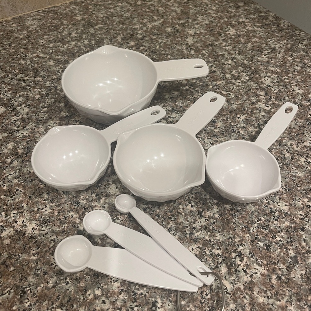 Martha Stewart White Measuring Cups